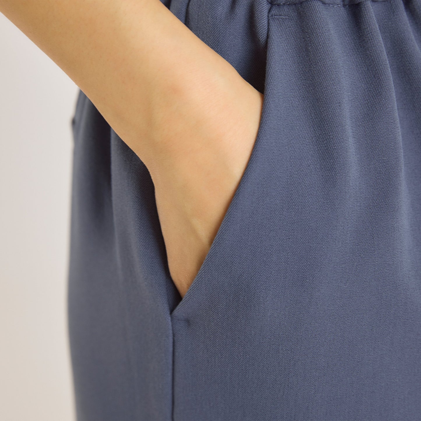 Relaxed-Fit Tailored Pants - Blue