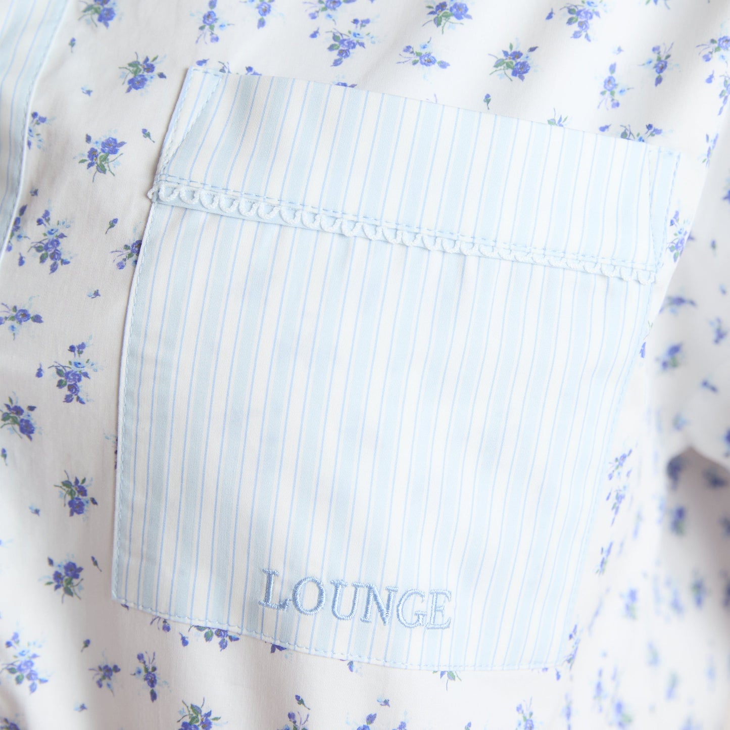 Bloom & Stripe Short-Sleeved Pajama Shirt - Blue