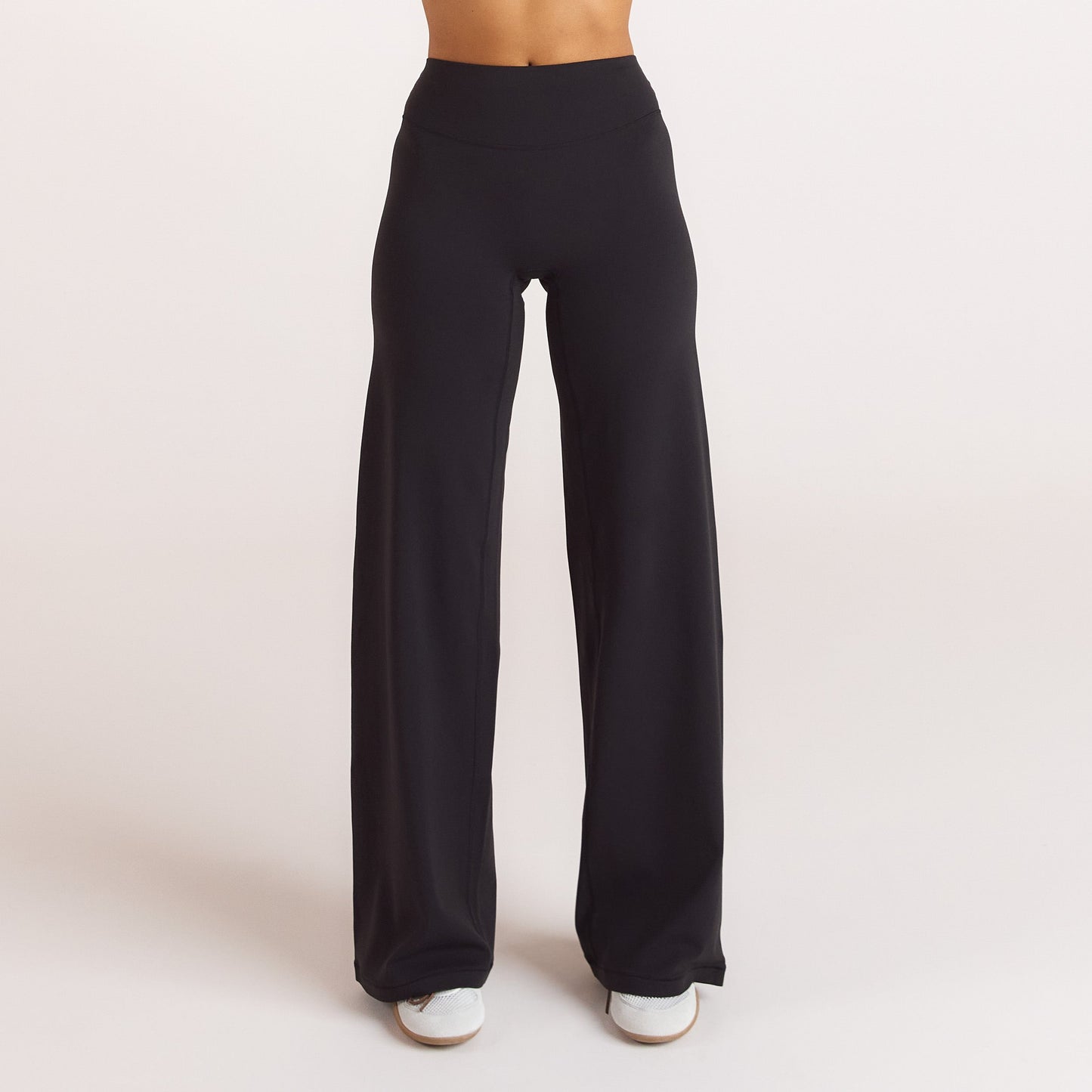 ContourSoft Straight-Leg Leggings - Black