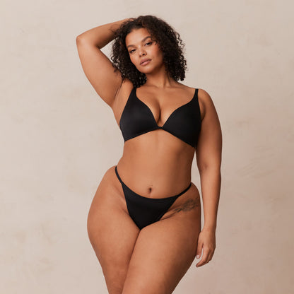 Light Non-wire Plunge T-shirt Bra  - Black