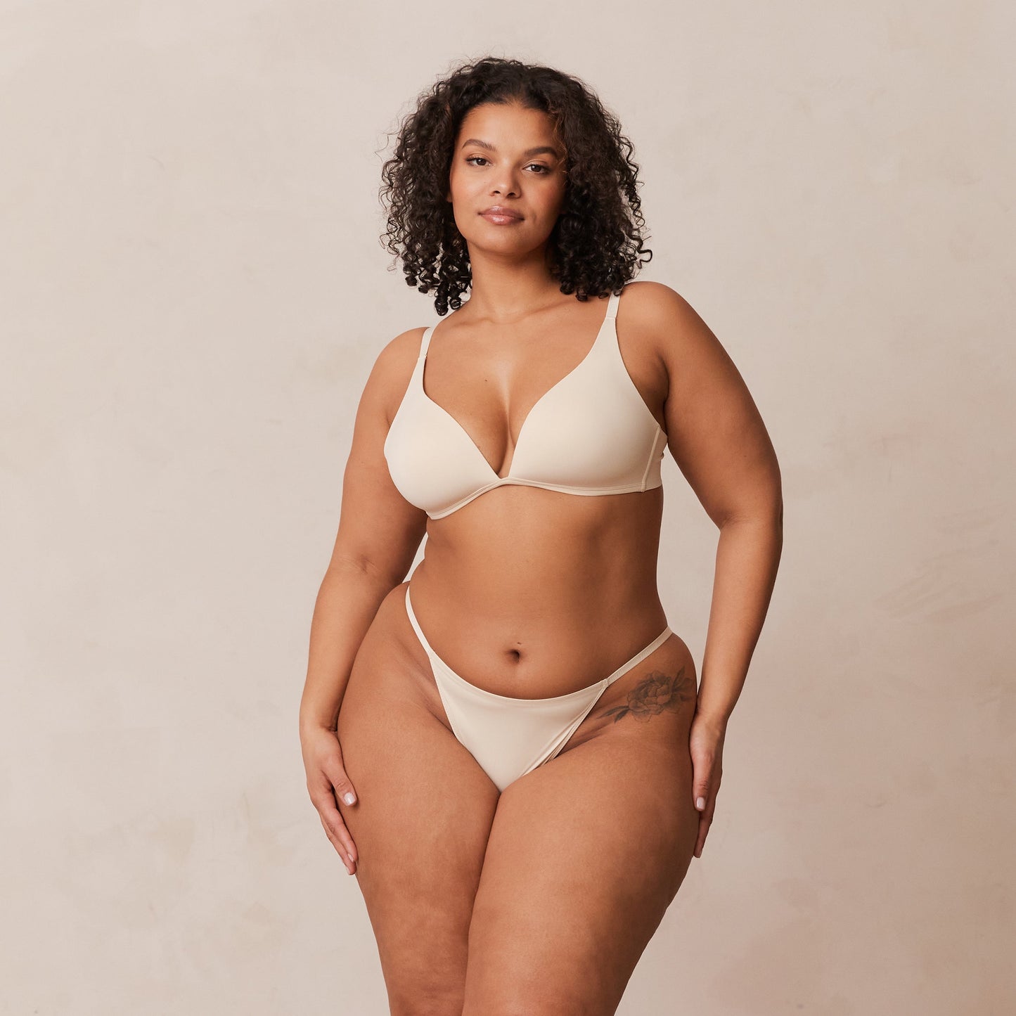 Light Non-wire Plunge T-shirt Bra  - Latte