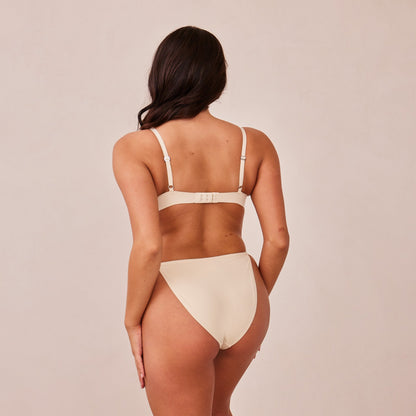 Light Non-wire Plunge T-shirt Bra  - Latte