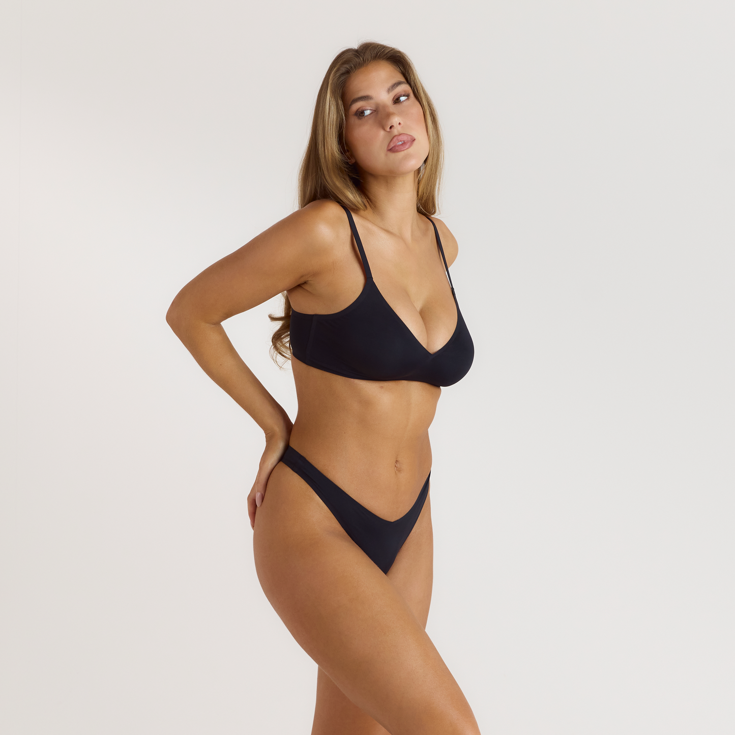 Seamless Bralette - Black