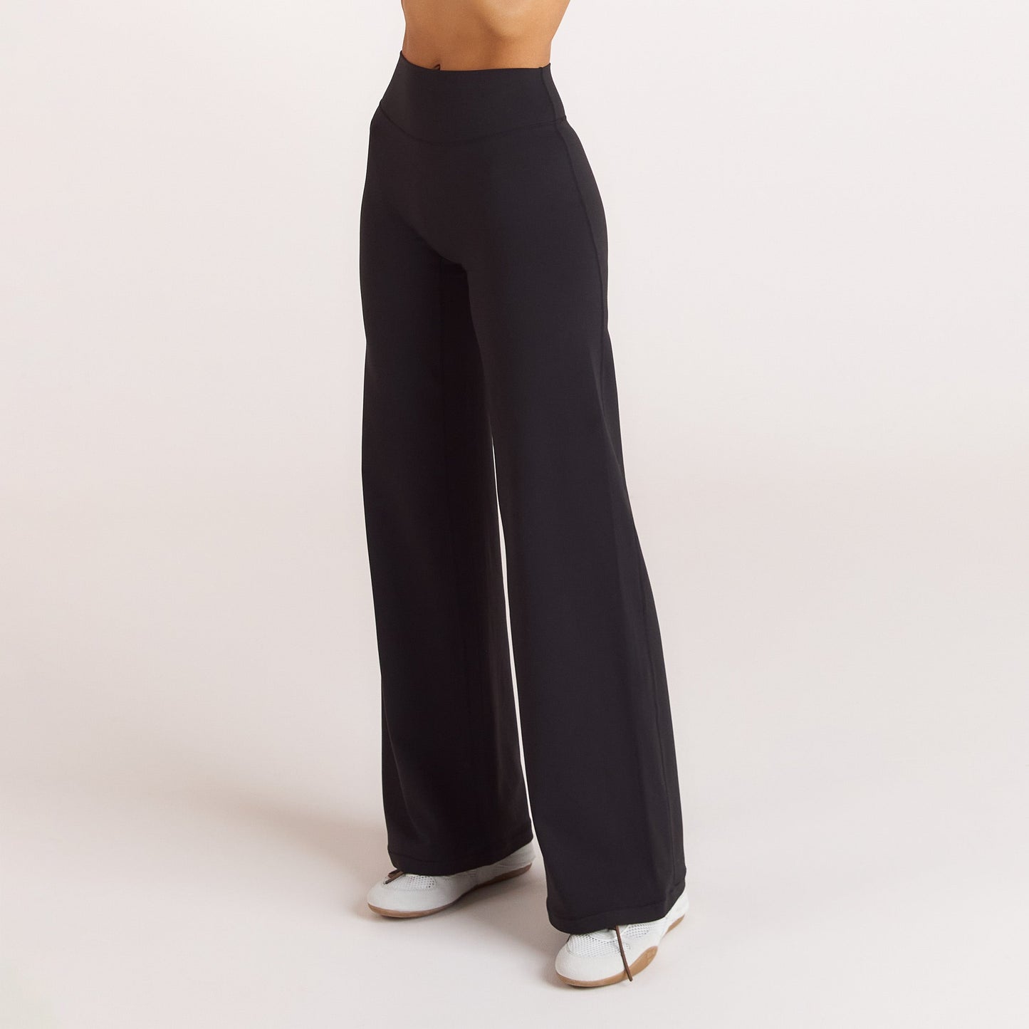ContourSoft Straight-Leg Leggings - Black