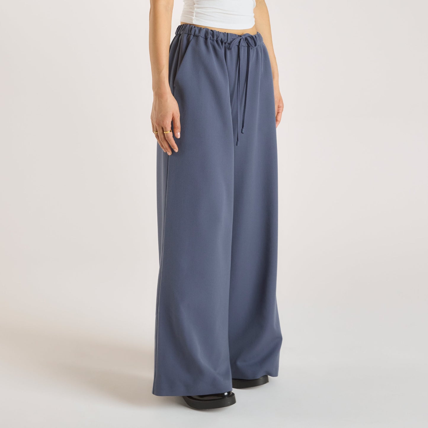 Relaxed-Fit Tailored Pants - Blue